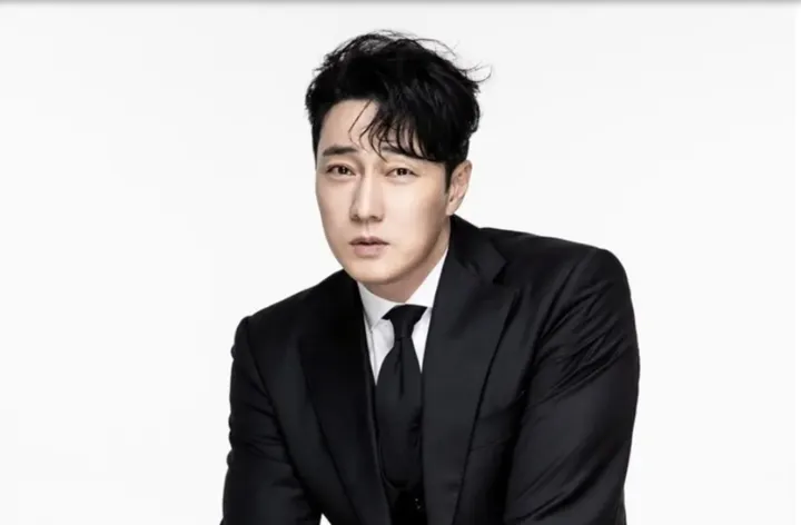 So Ji Sub